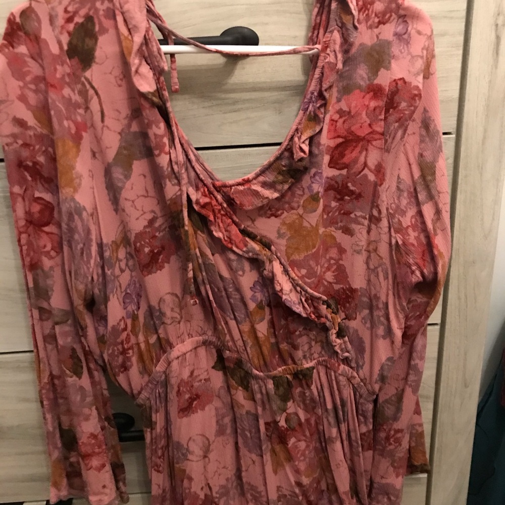 Cute romper - Picture 2 of 3